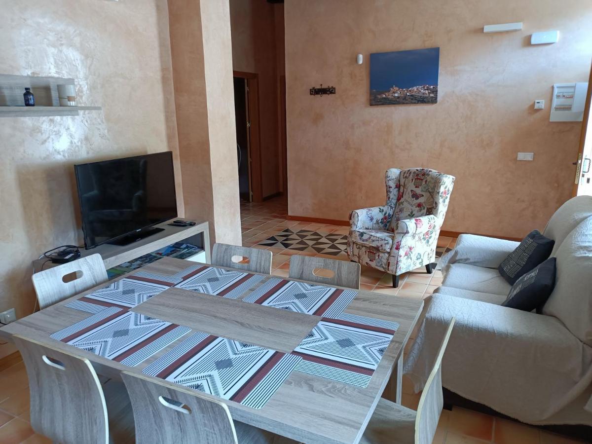 Casa sala pinta Villa Castellfort Bagian luar foto